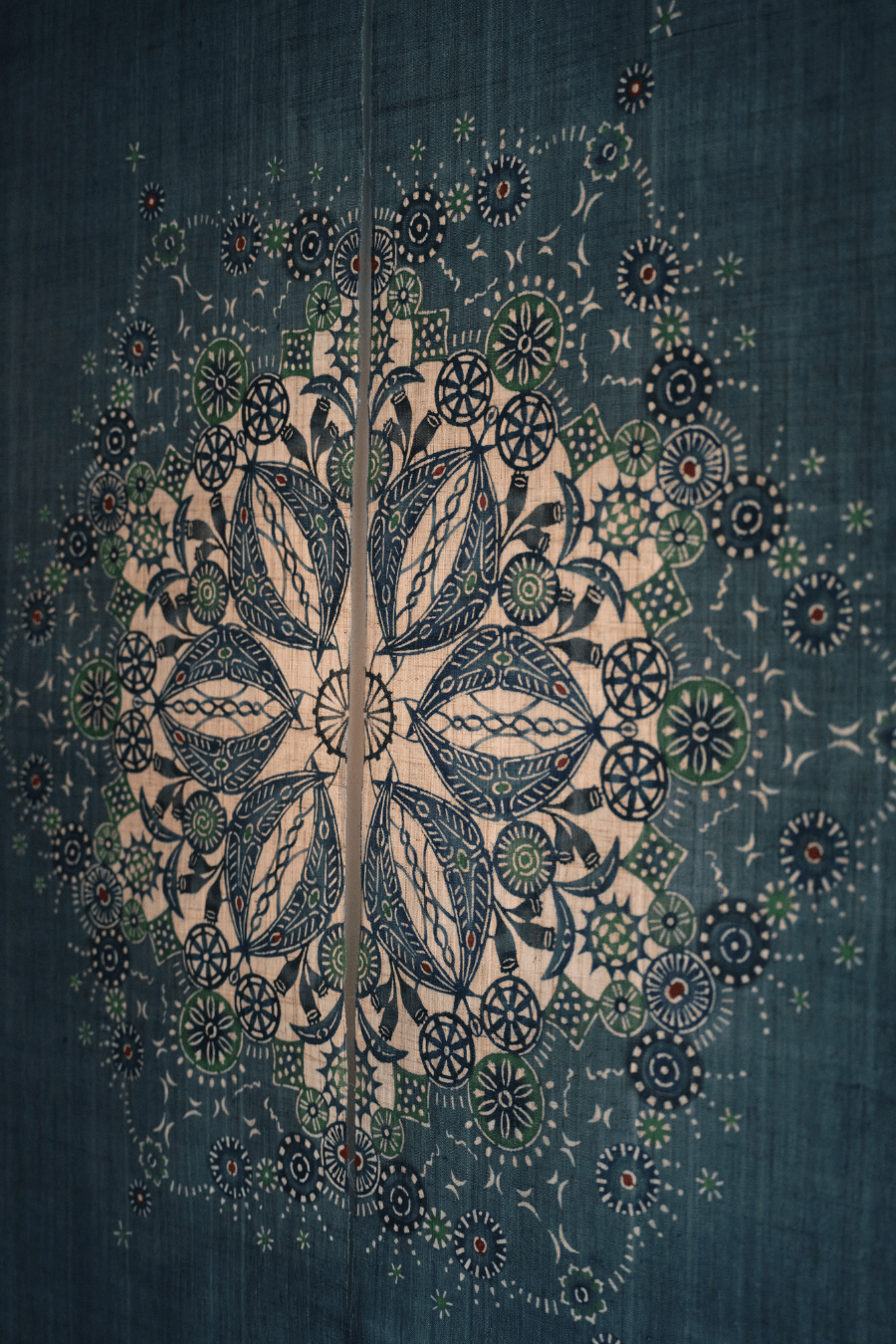 作品に使っている布は麻